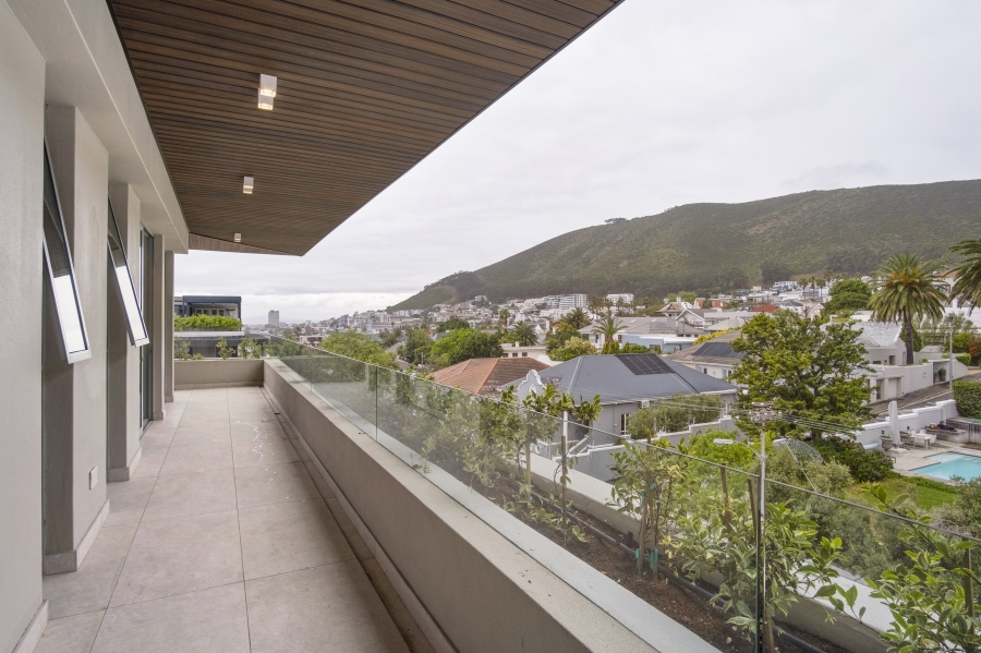 3 Bedroom Property for Sale in Fresnaye Western Cape
